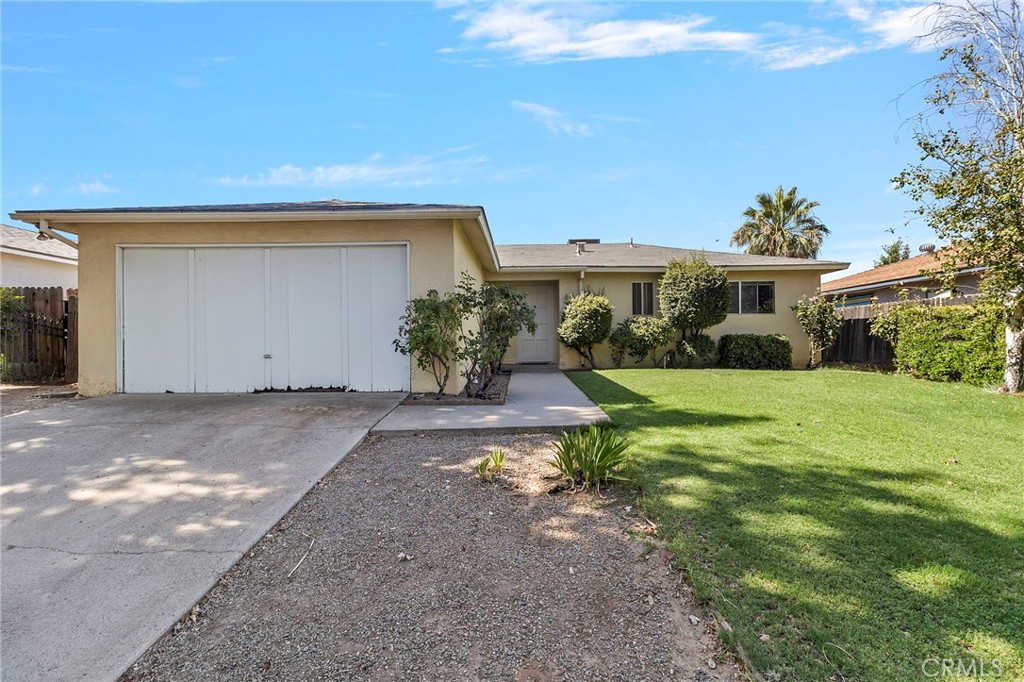 2151 W Pico Ave, Fresno, CA 93705