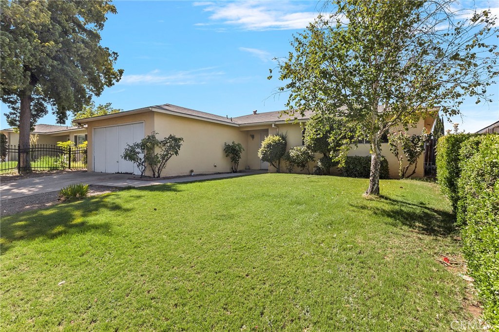 2151 W Pico Ave, Fresno, CA 93705