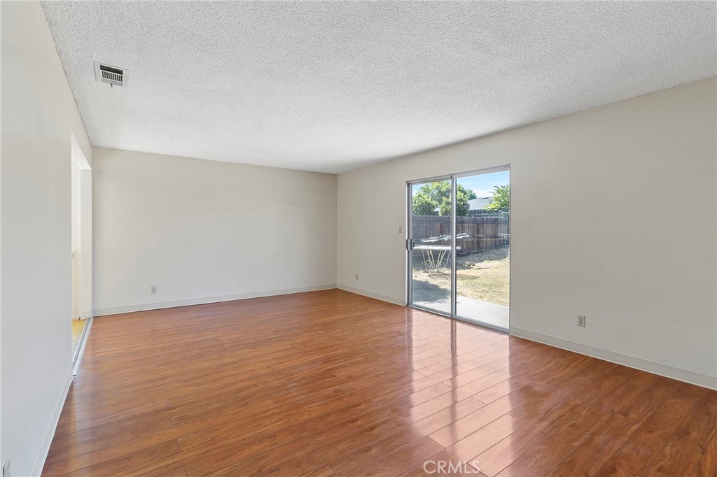 2151 W Pico Ave, Fresno, CA 93705