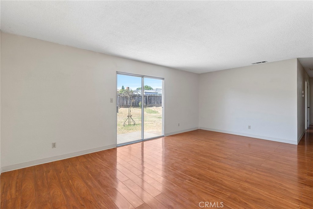 2151 W Pico Ave, Fresno, CA 93705