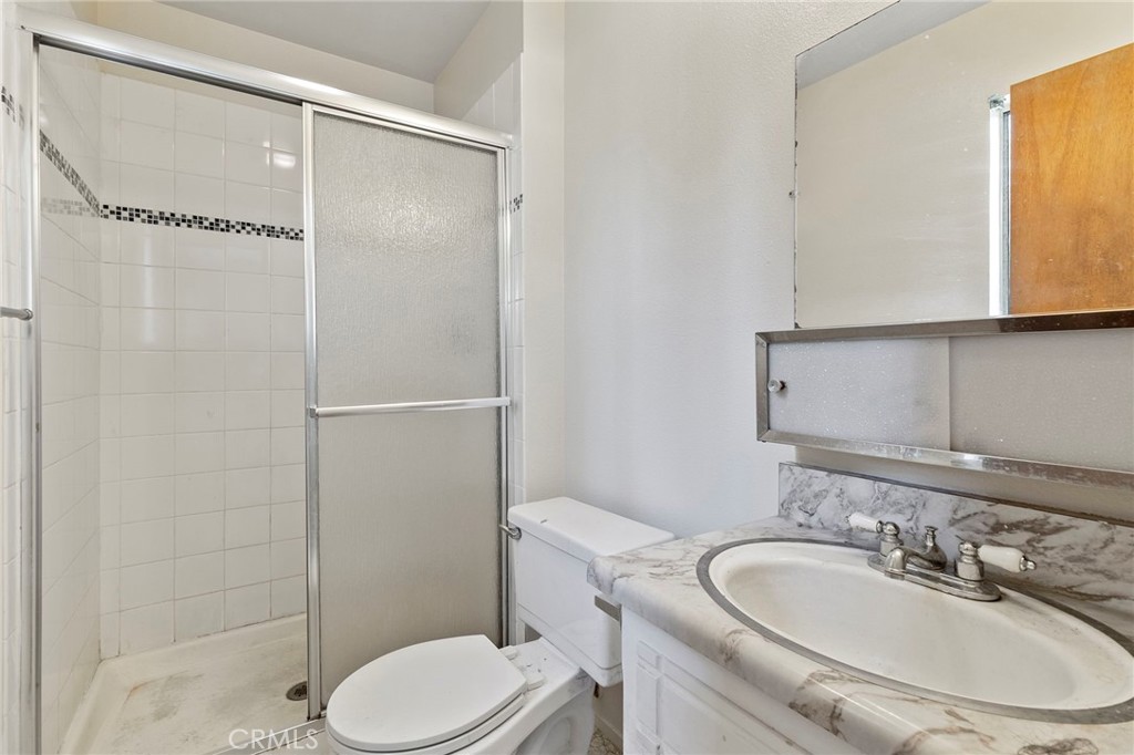 2151 W Pico Ave, Fresno, CA 93705