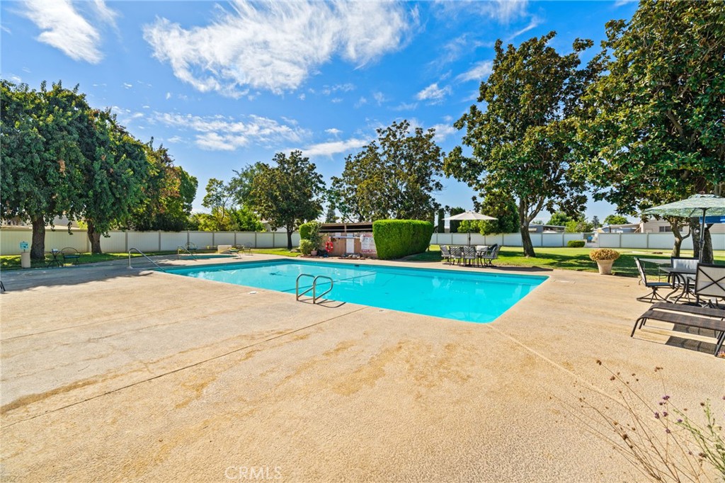 1218 Cleveland Ave #152, Madera, CA 93638
