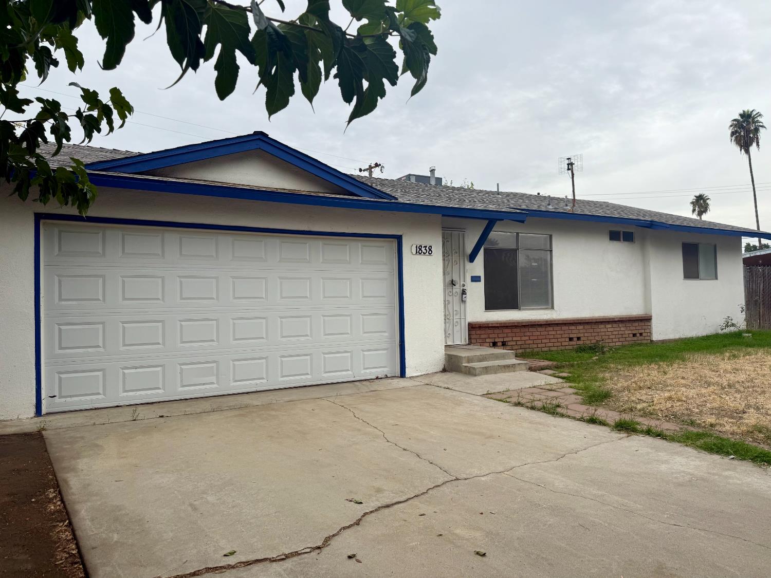 1838 S Whitney Ave, Fresno, CA 93702