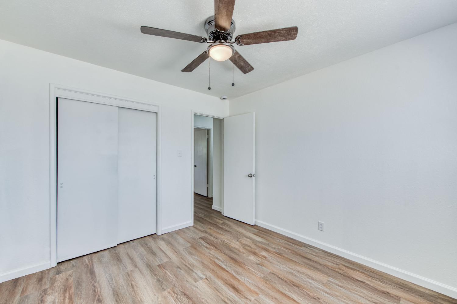 1838 S Whitney Ave, Fresno, CA 93702