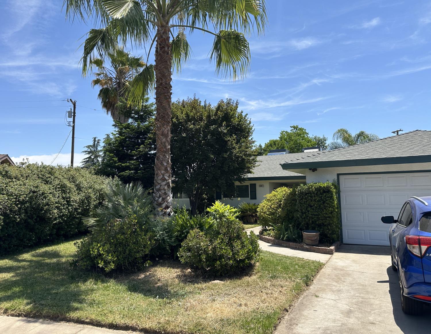 6284 N Del Mar Ave, Fresno, CA 93704