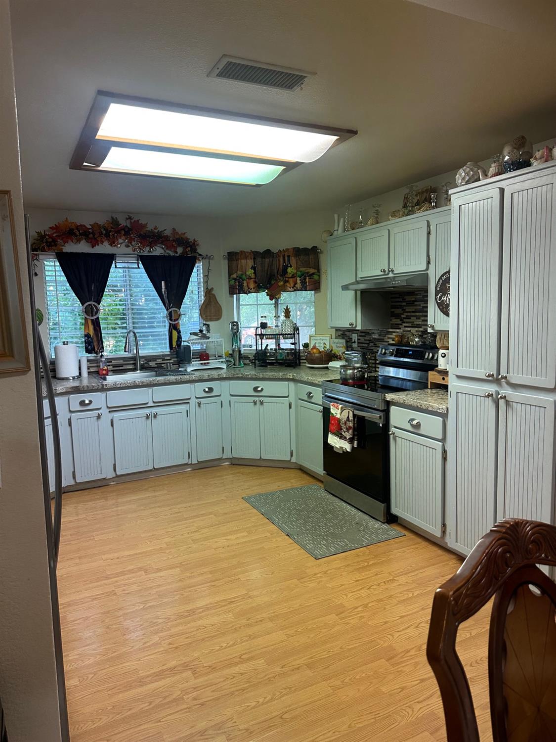 6675 N Lola Ave, Fresno, CA 93722