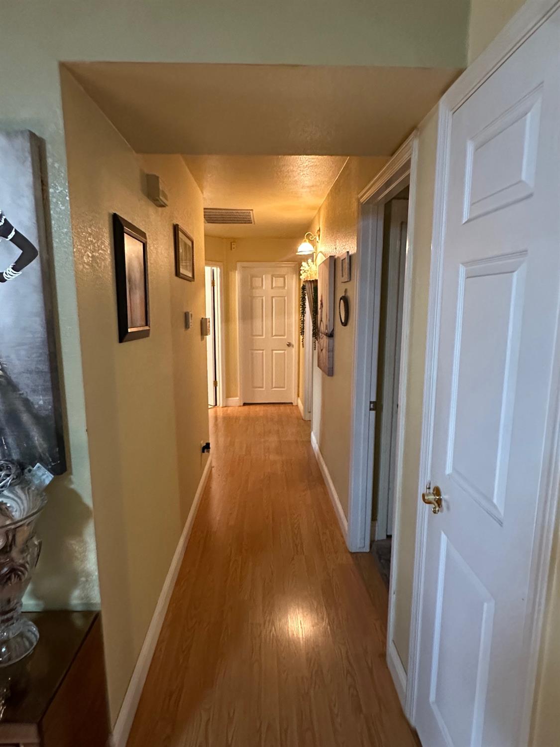 6675 N Lola Ave, Fresno, CA 93722