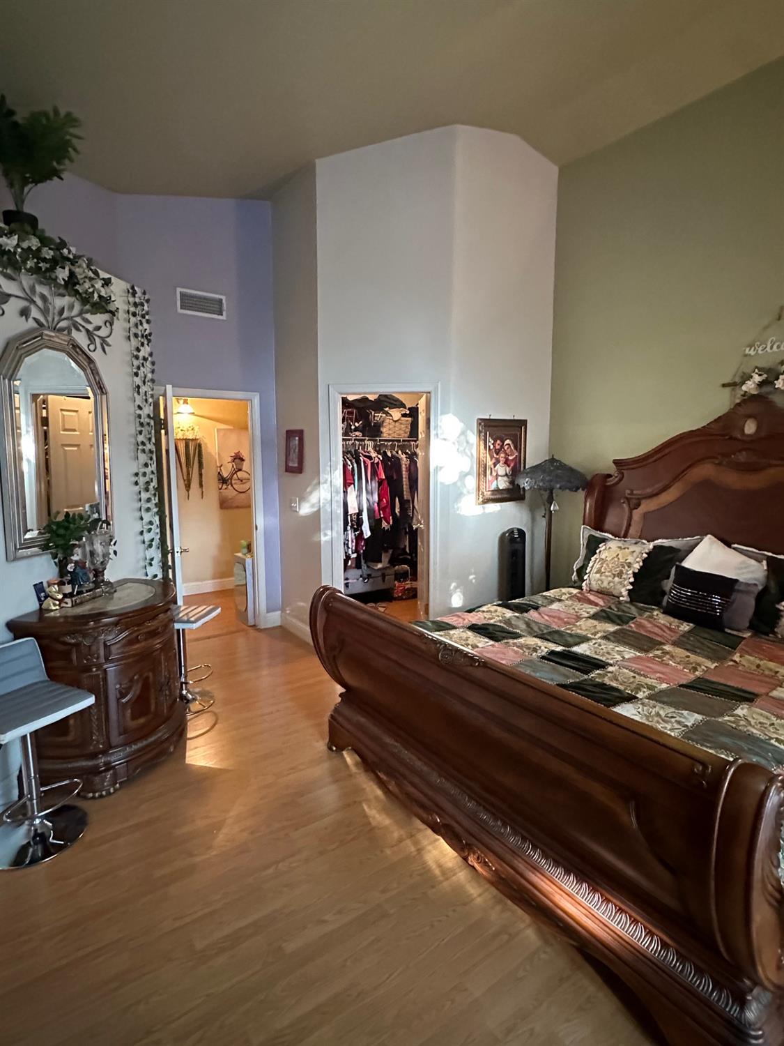 6675 N Lola Ave, Fresno, CA 93722