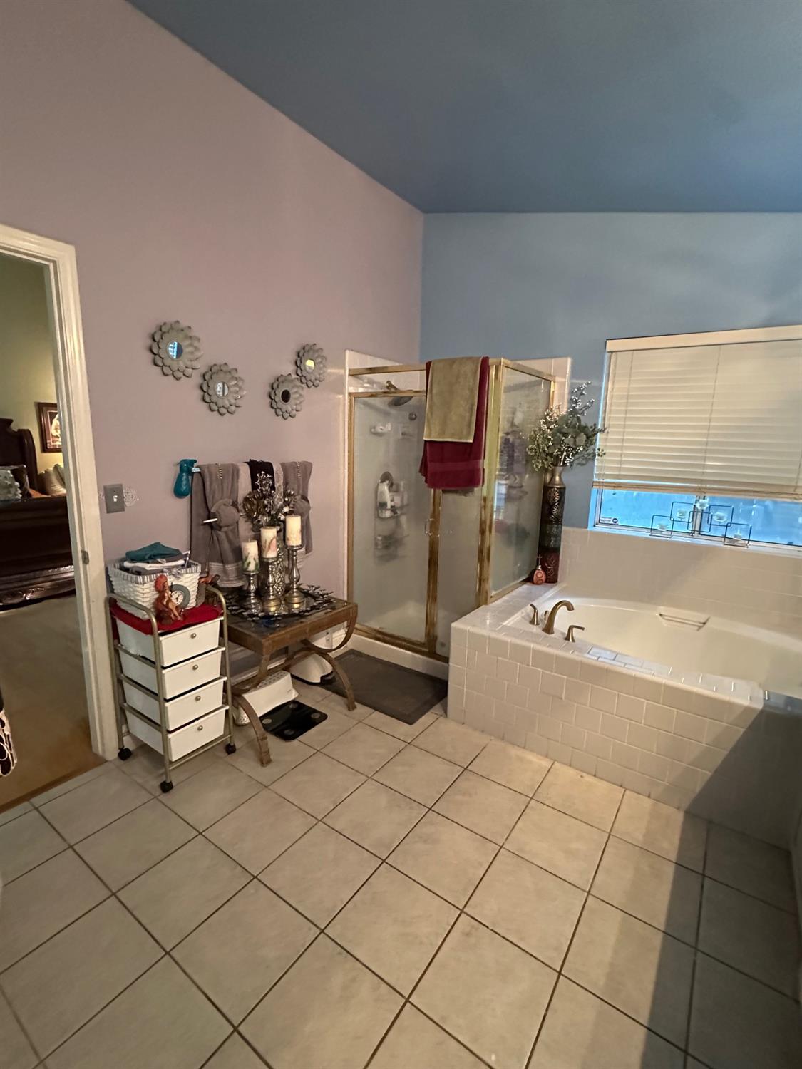 6675 N Lola Ave, Fresno, CA 93722