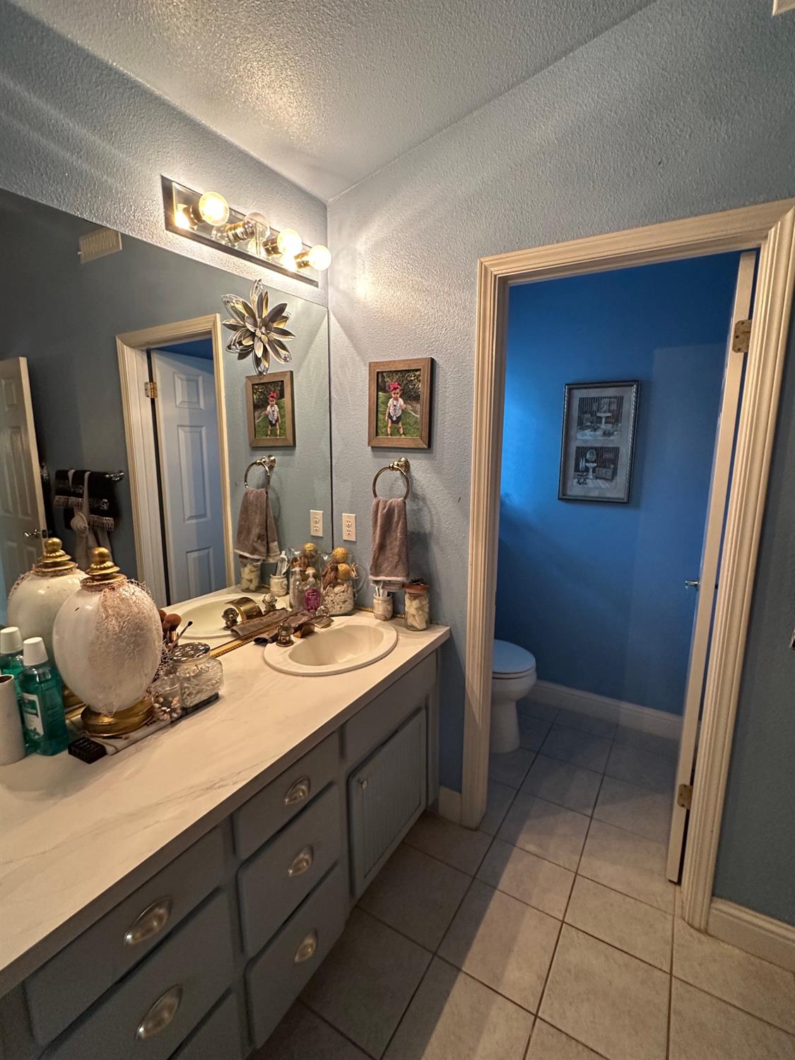 6675 N Lola Ave, Fresno, CA 93722