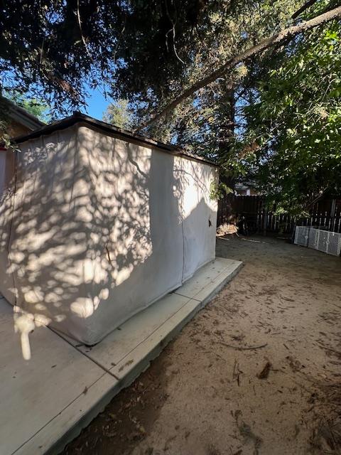 6675 N Lola Ave, Fresno, CA 93722