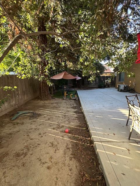 6675 N Lola Ave, Fresno, CA 93722