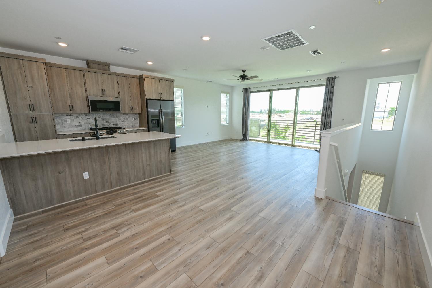 510 W Mahogany Ln, Clovis, CA 93611