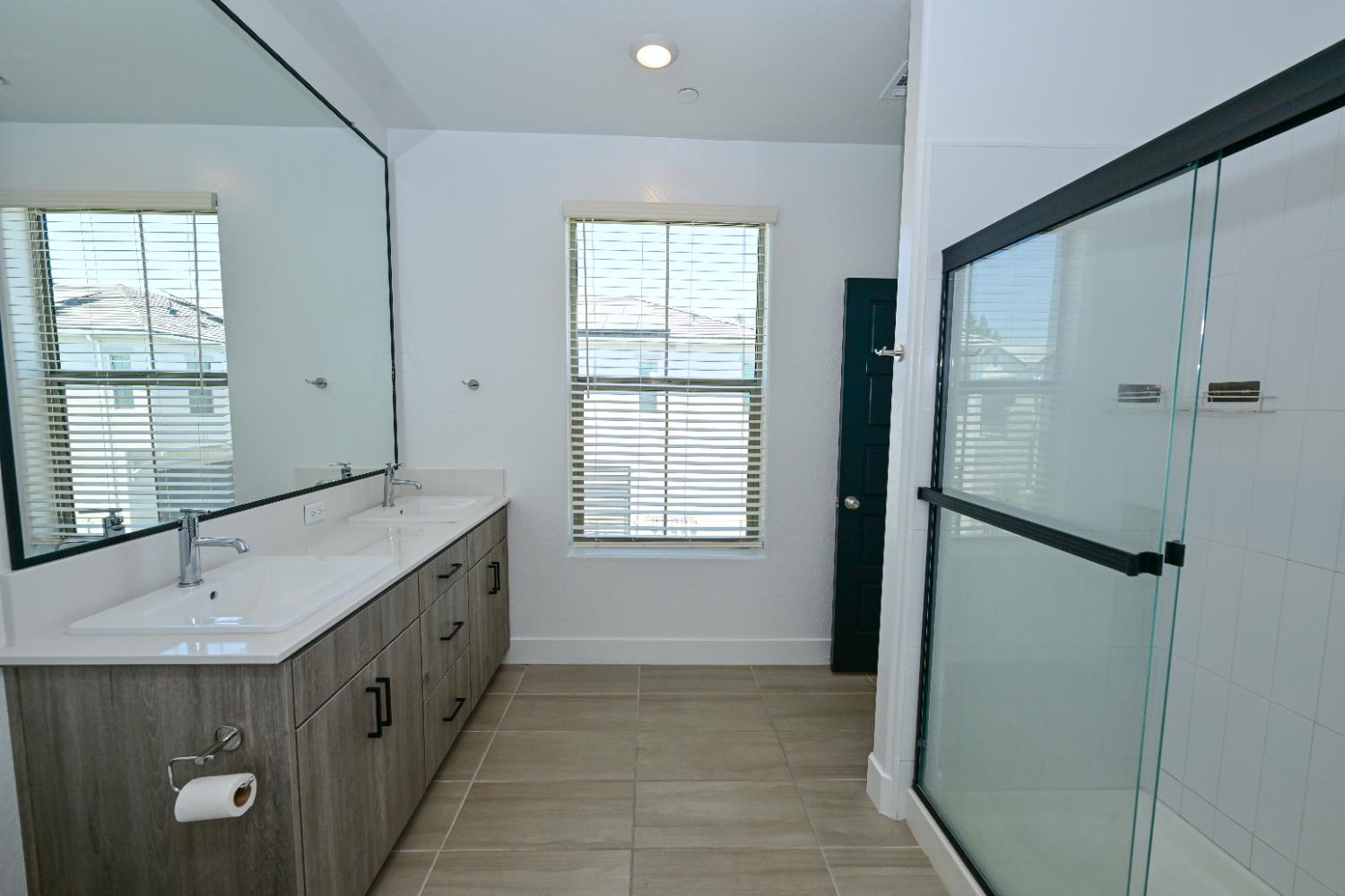 510 W Mahogany Ln, Clovis, CA 93611