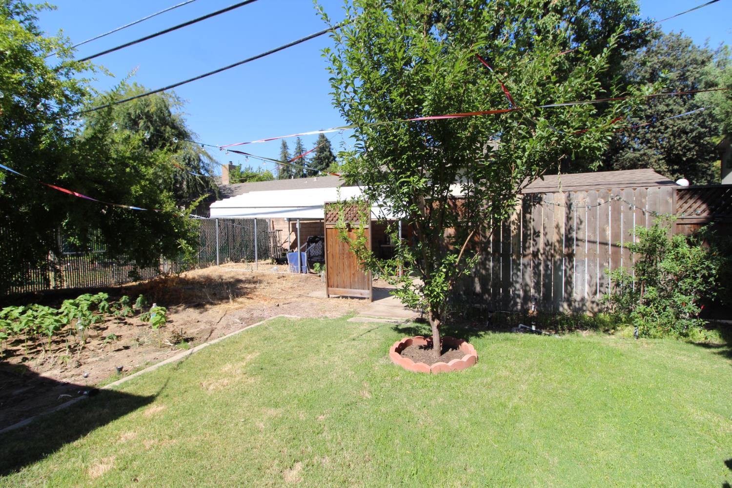 4705 E Santa Ana Ave, Fresno, CA 93726