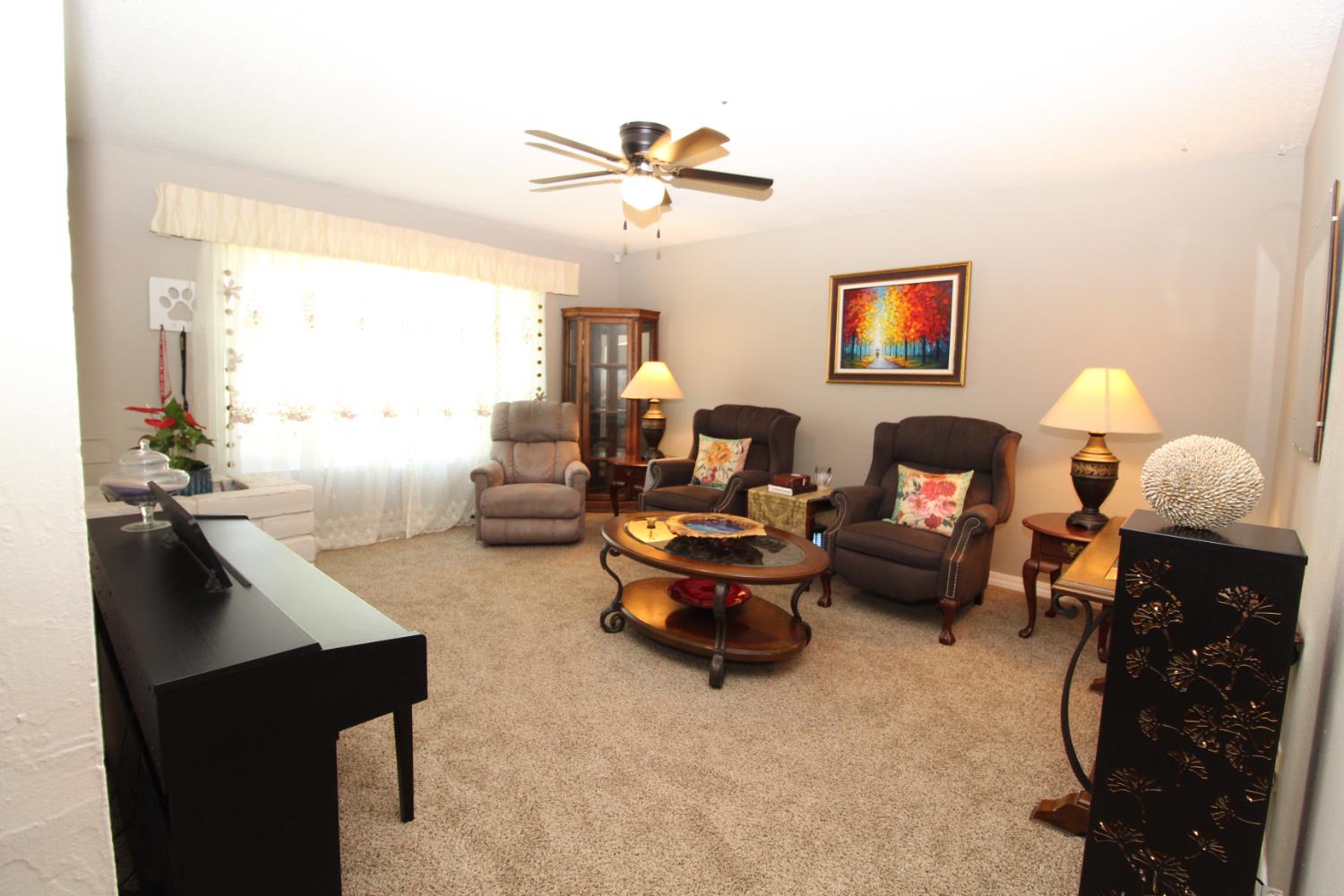 4705 E Santa Ana Ave, Fresno, CA 93726