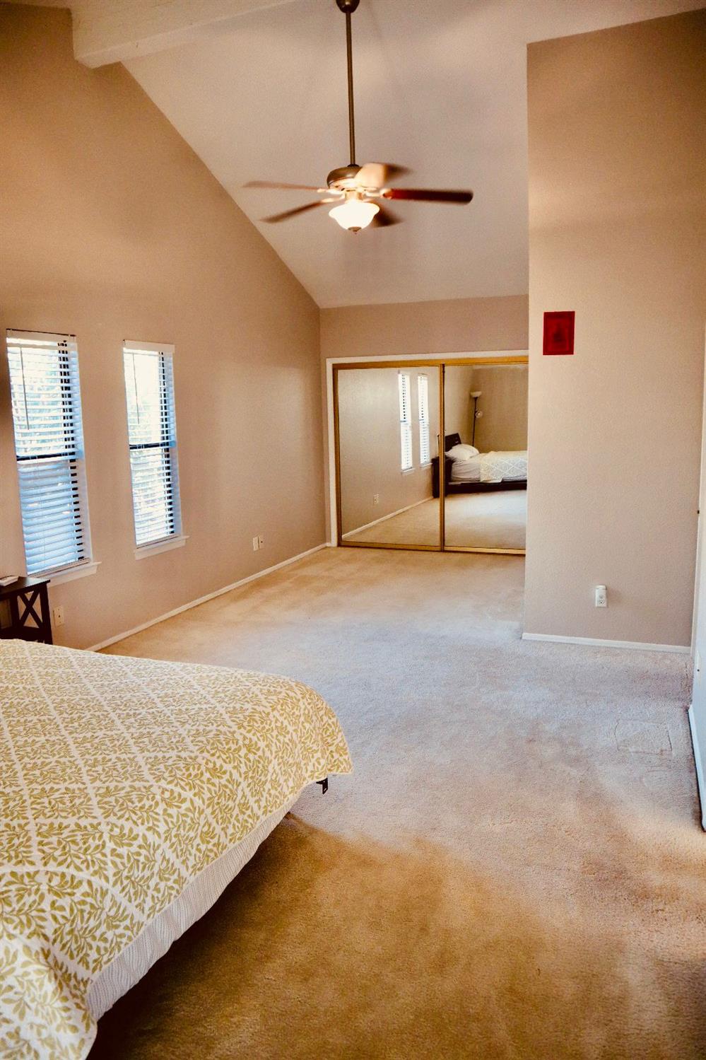 6296 N Lodi Ave, Fresno, CA 93722