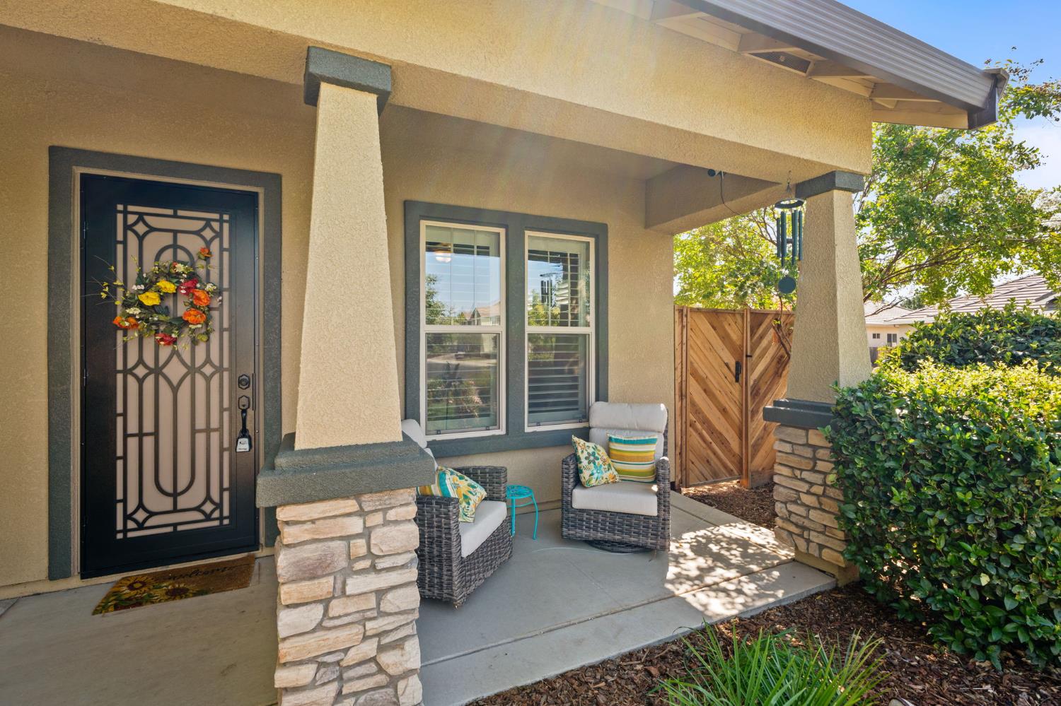 3236 Ashcroft Ave, Clovis, CA 93619