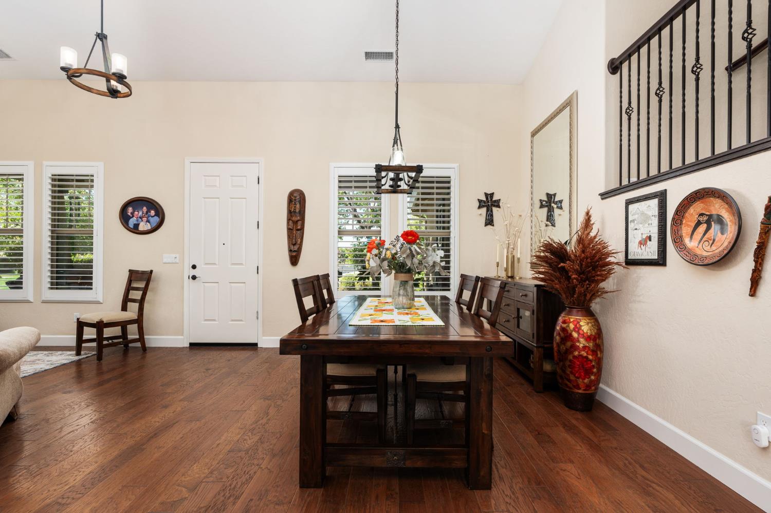 3236 Ashcroft Ave, Clovis, CA 93619