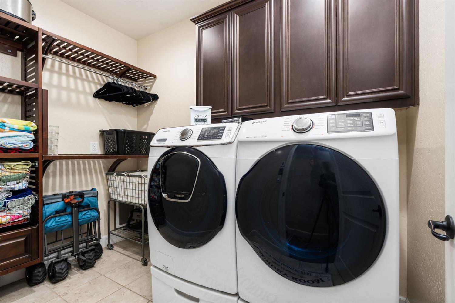 3236 Ashcroft Ave, Clovis, CA 93619