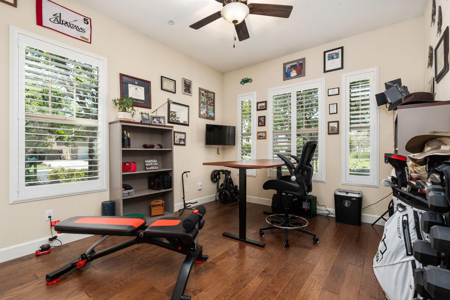 3236 Ashcroft Ave, Clovis, CA 93619
