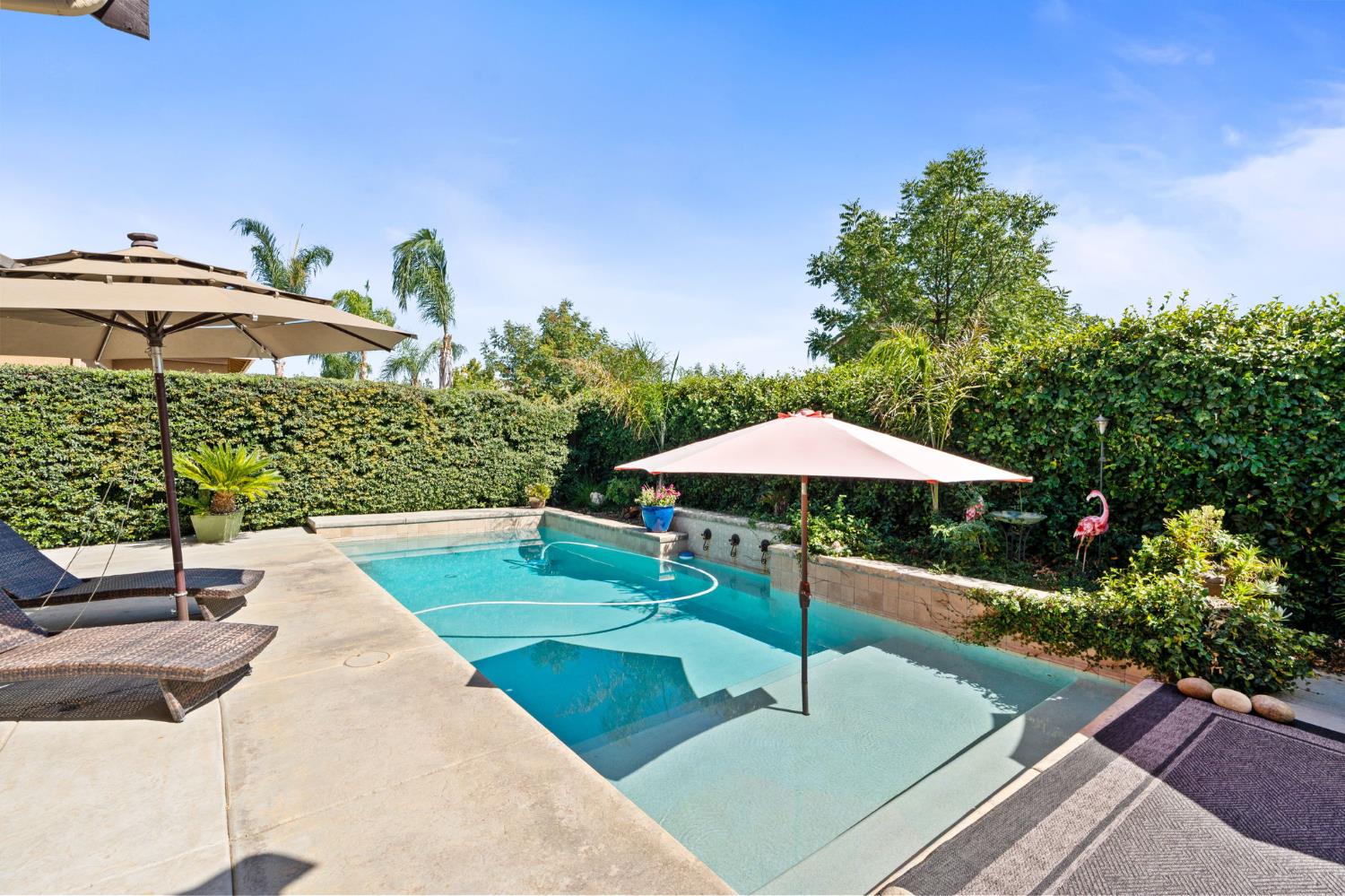 3236 Ashcroft Ave, Clovis, CA 93619