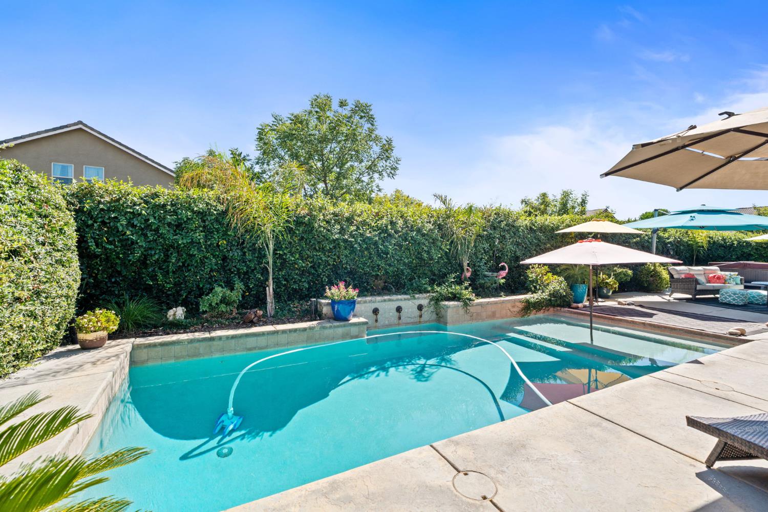 3236 Ashcroft Ave, Clovis, CA 93619