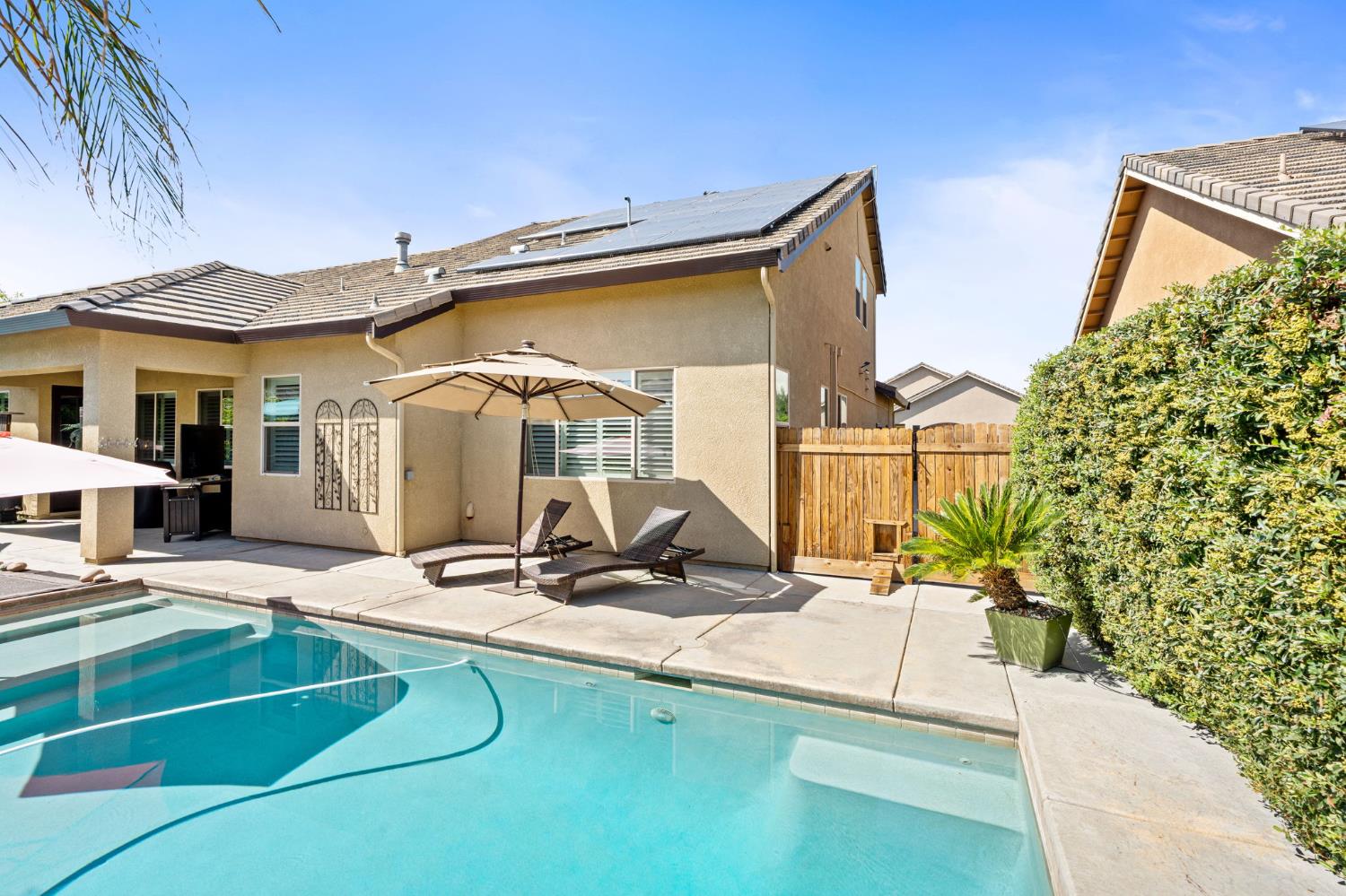 3236 Ashcroft Ave, Clovis, CA 93619