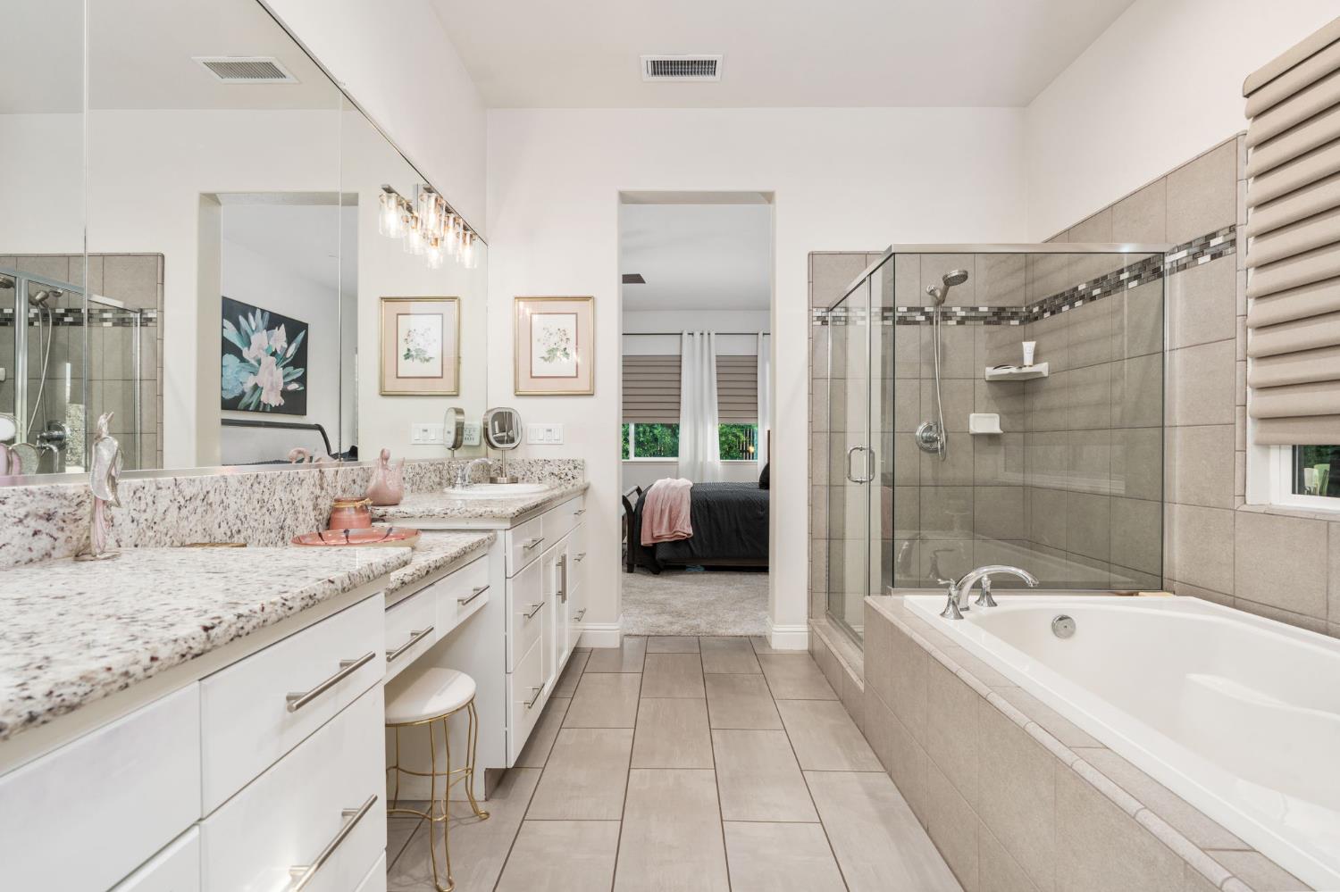 2237 Donner Ave, Clovis, CA 93611