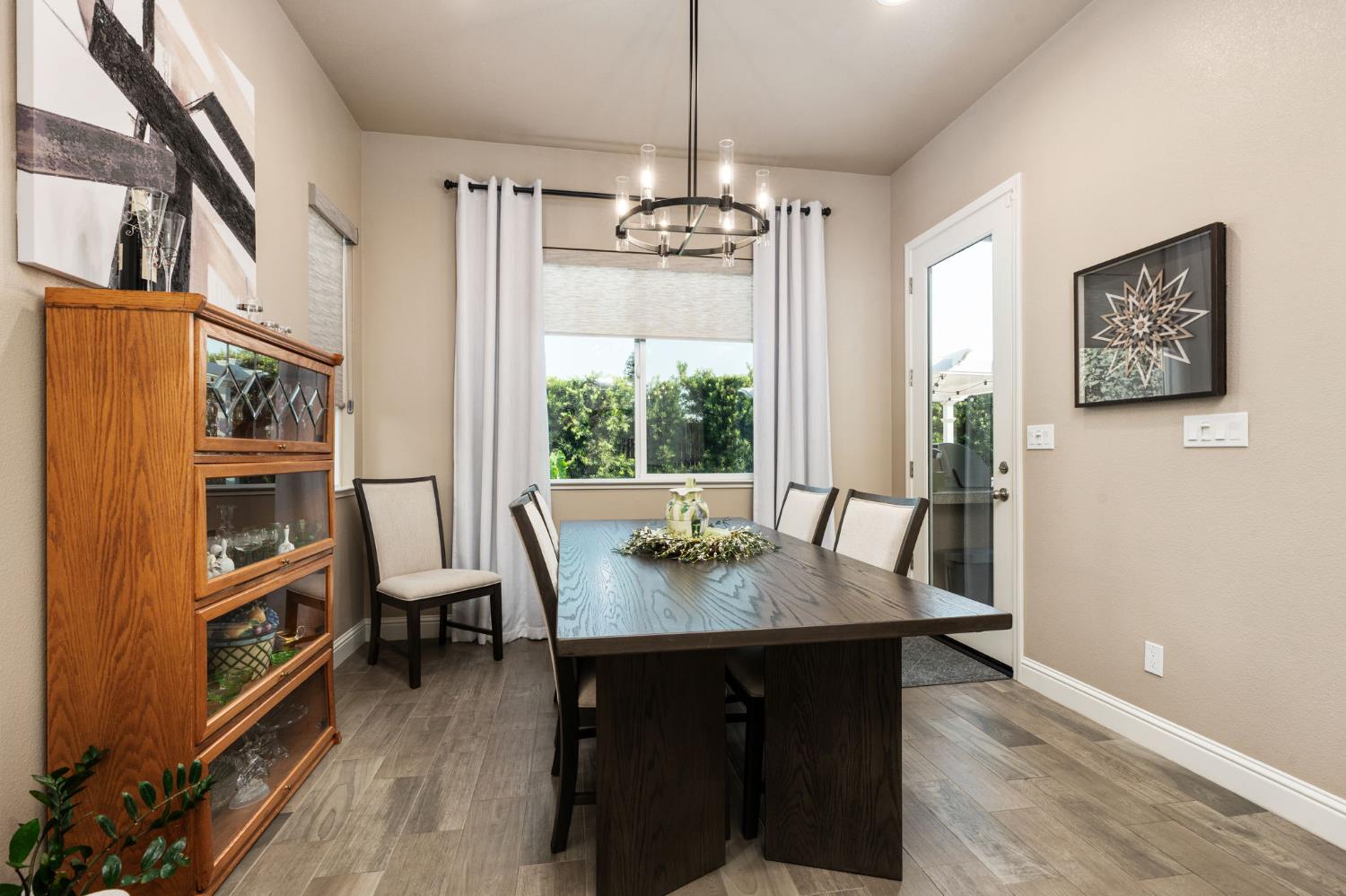 2237 Donner Ave, Clovis, CA 93611