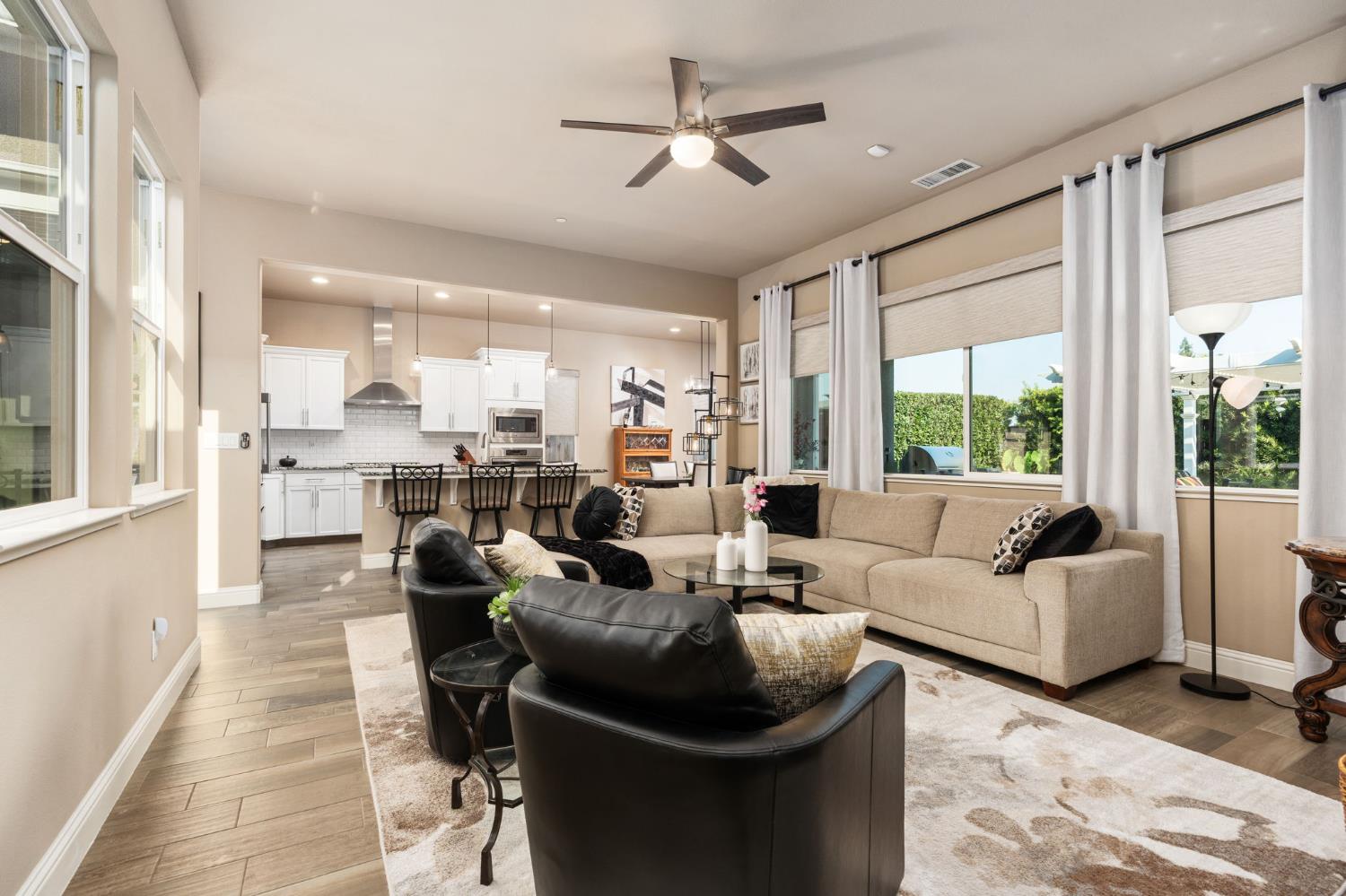 2237 Donner Ave, Clovis, CA 93611