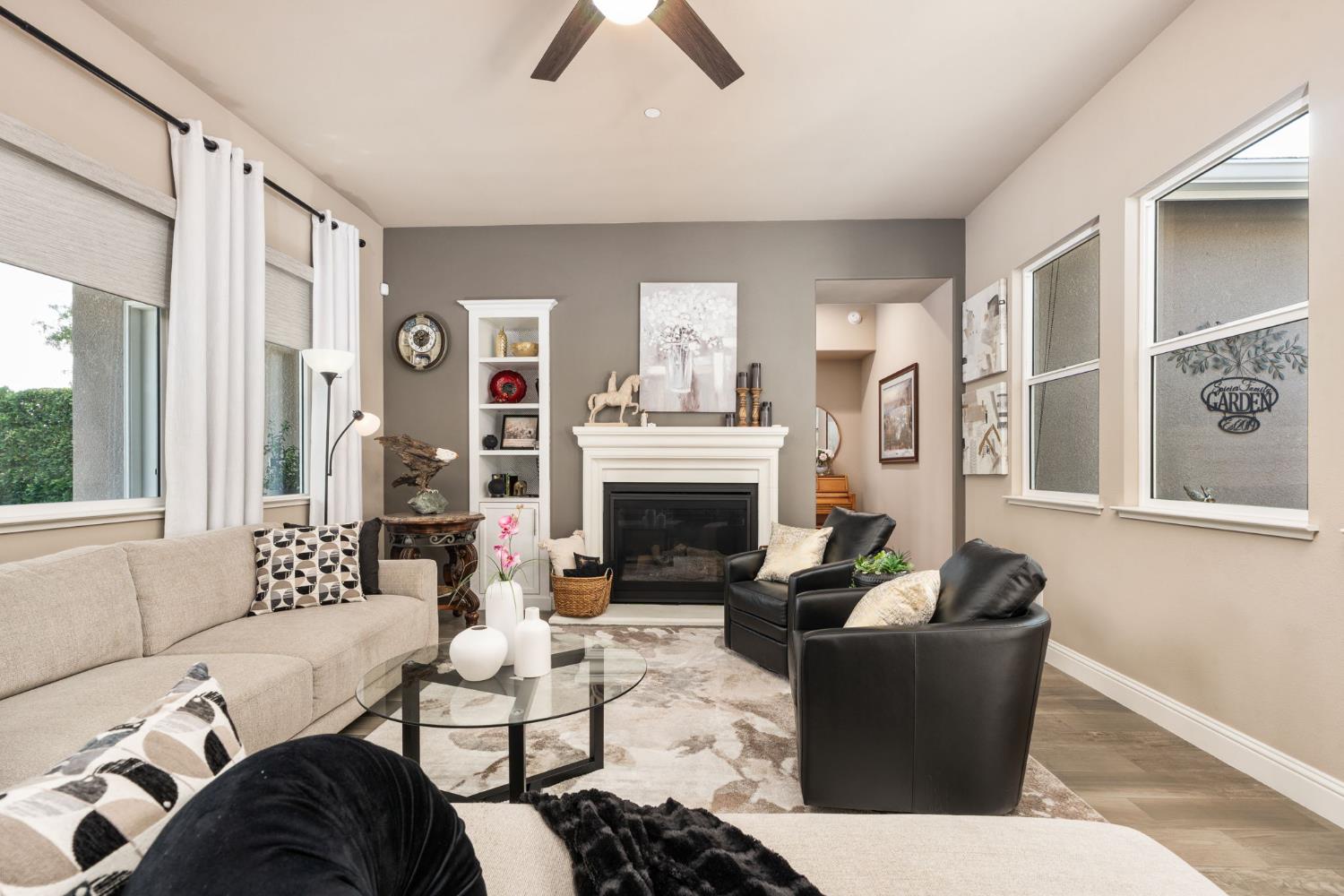 2237 Donner Ave, Clovis, CA 93611
