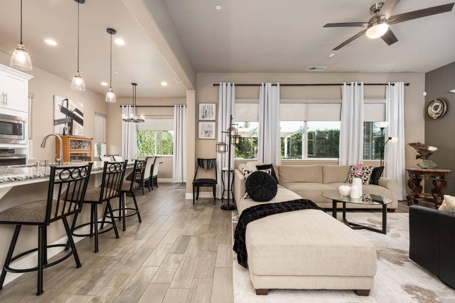 2237 Donner Ave, Clovis, CA 93611