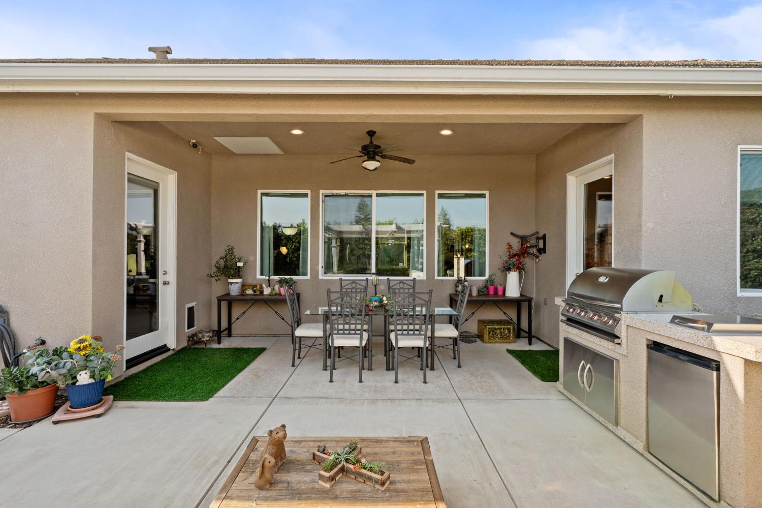 2237 Donner Ave, Clovis, CA 93611