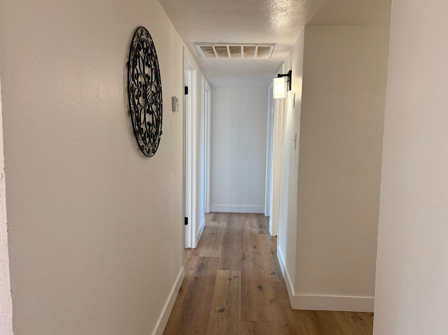 4404 Buckingham Way, Fresno, CA 93726