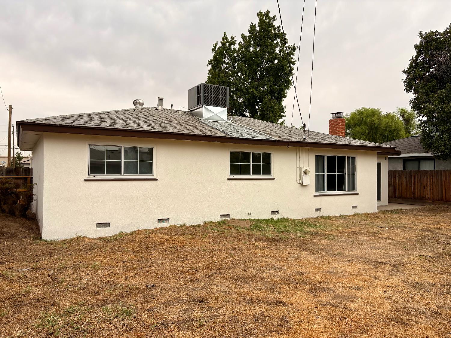 4404 Buckingham Way, Fresno, CA 93726