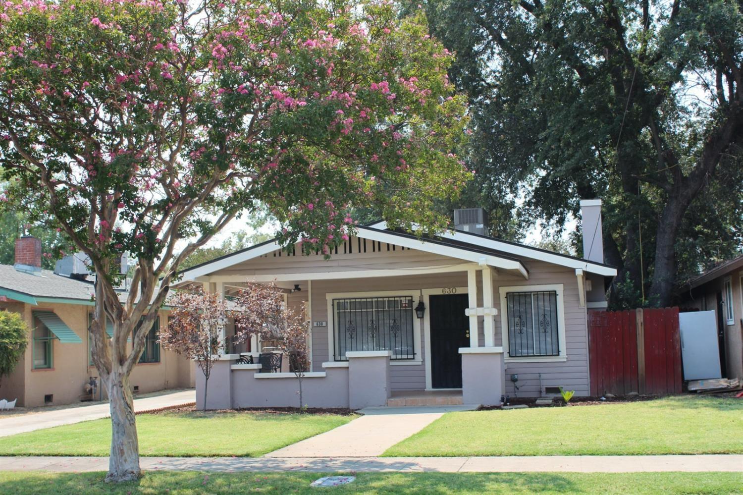 630 E Dudley Ave, Fresno, CA 93728
