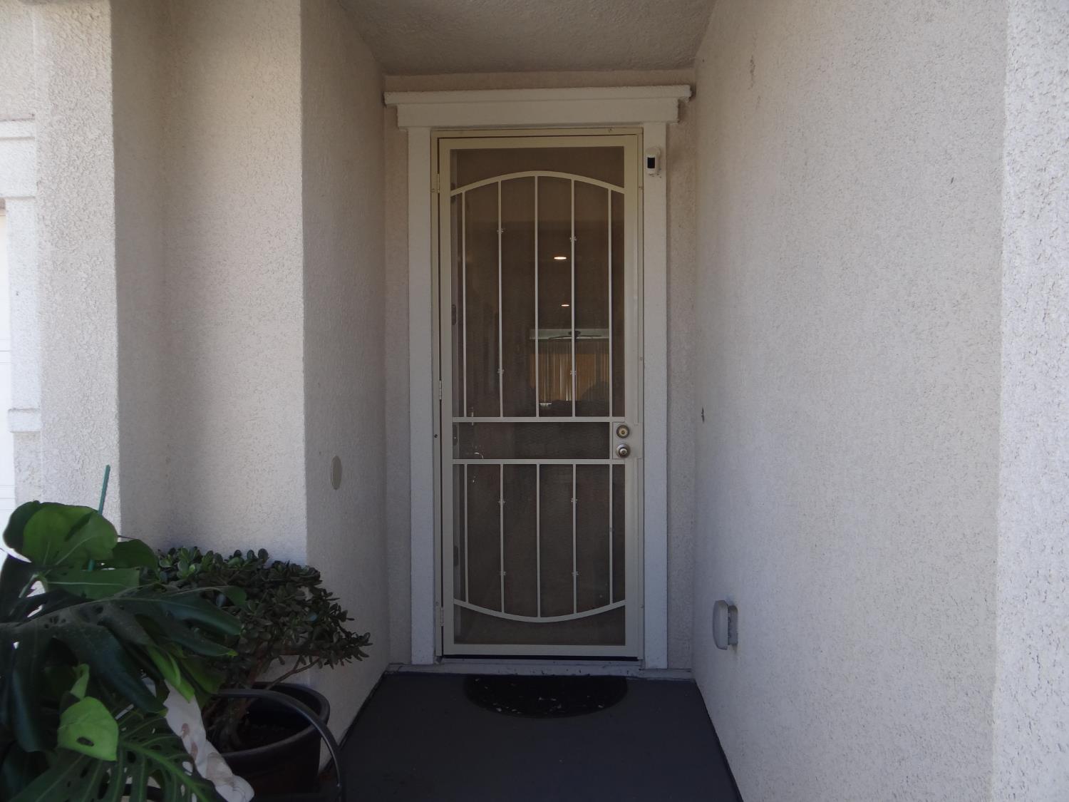 6445 W Pico Ave, Fresno, CA 93723