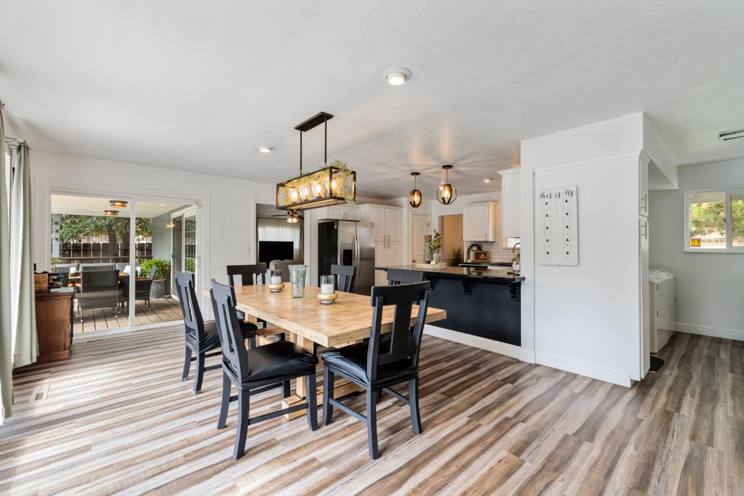 1665 W Barstow Ave, Fresno, CA 93711