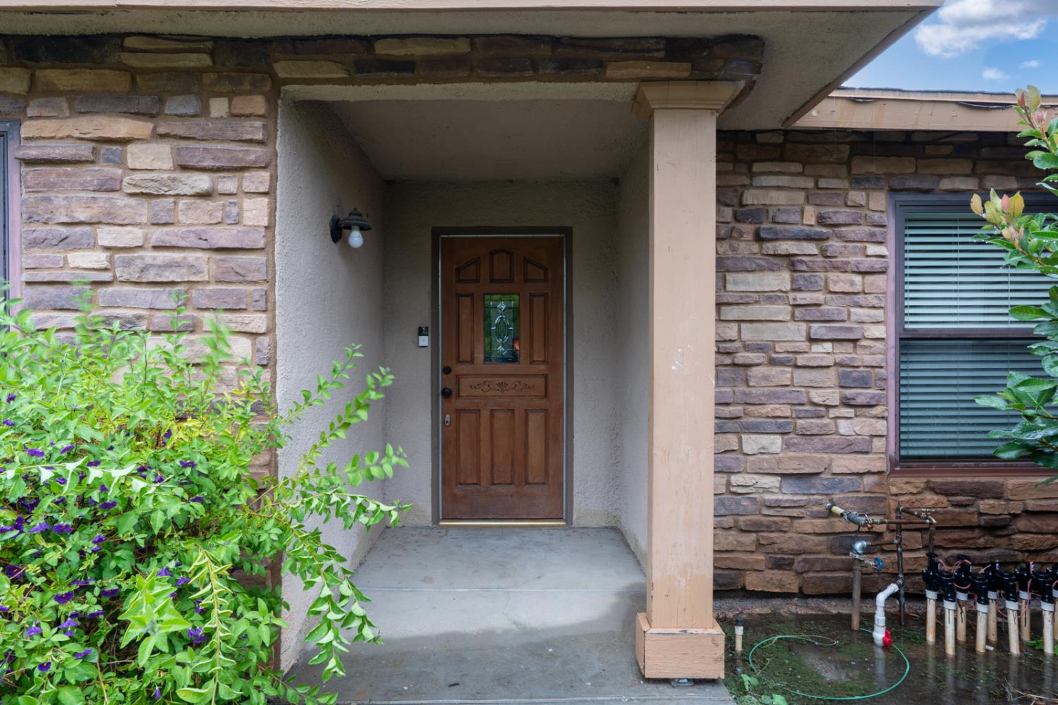 1188 W Pinedale Ave, Fresno, CA 93711