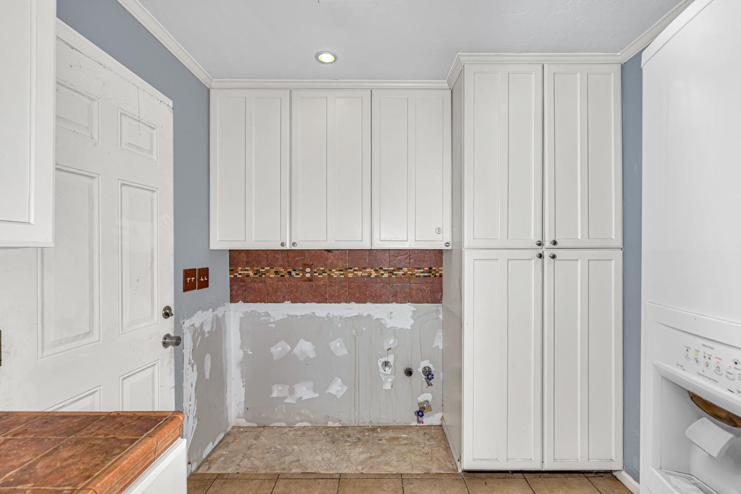 1188 W Pinedale Ave, Fresno, CA 93711