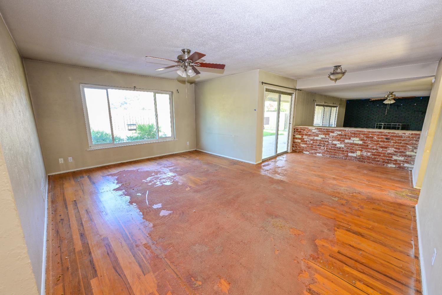 4565 E Normal Ave, Fresno, CA 93703