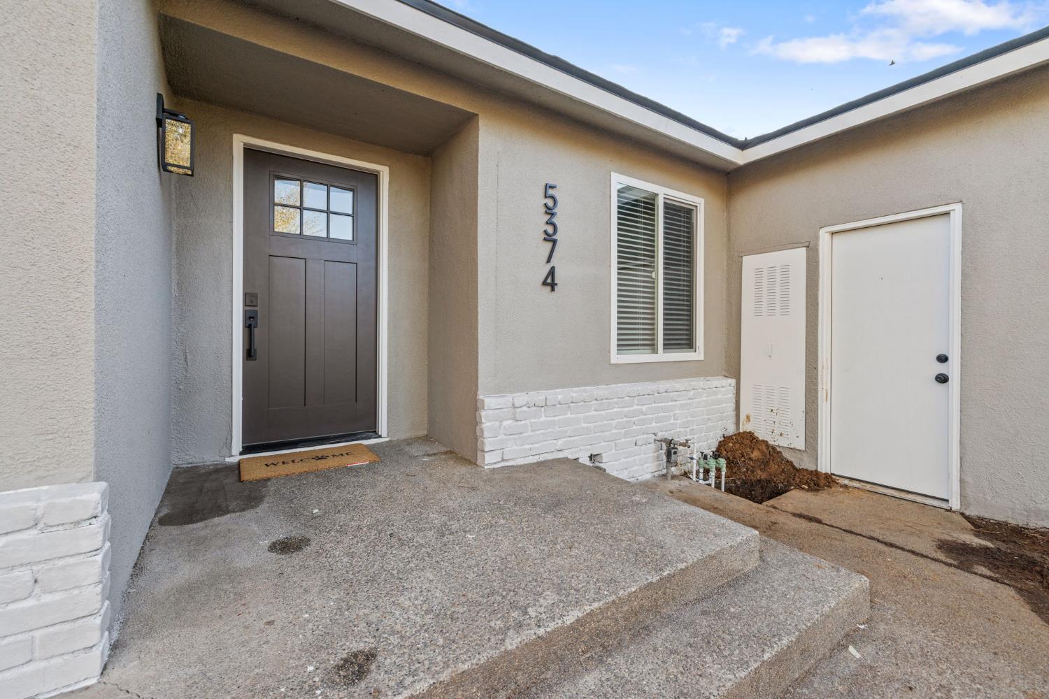 5374 N Santa Fe, Fresno, CA 93711