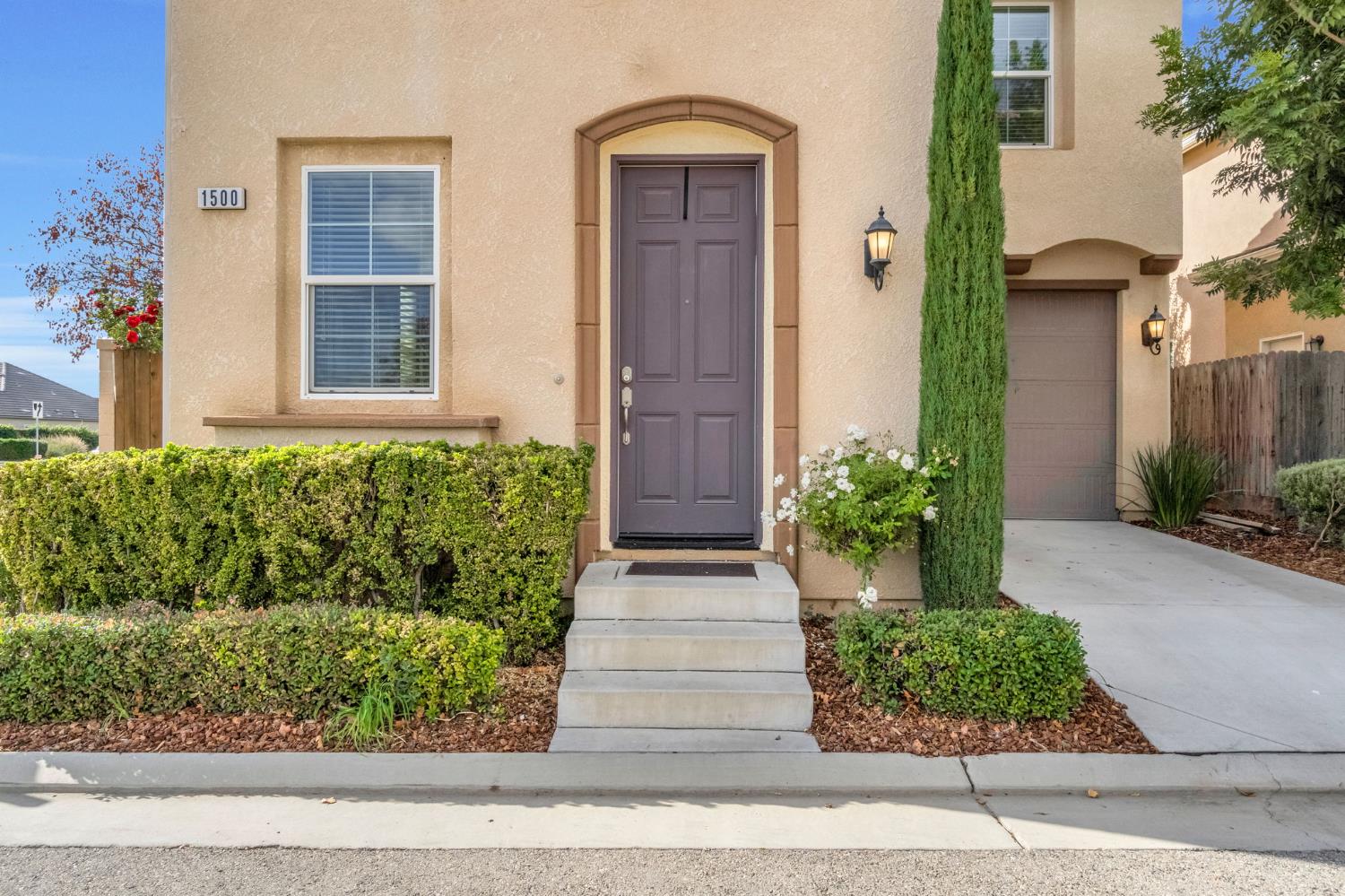 1500 N Encoure Way, Clovis, CA 93619