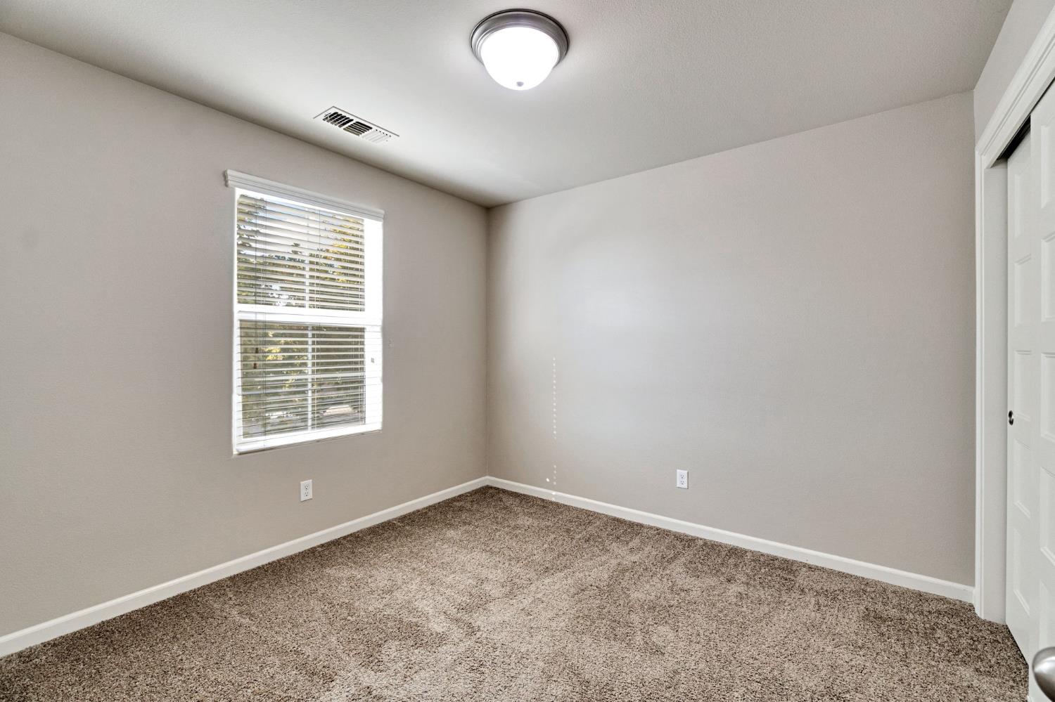 1500 N Encoure Way, Clovis, CA 93619