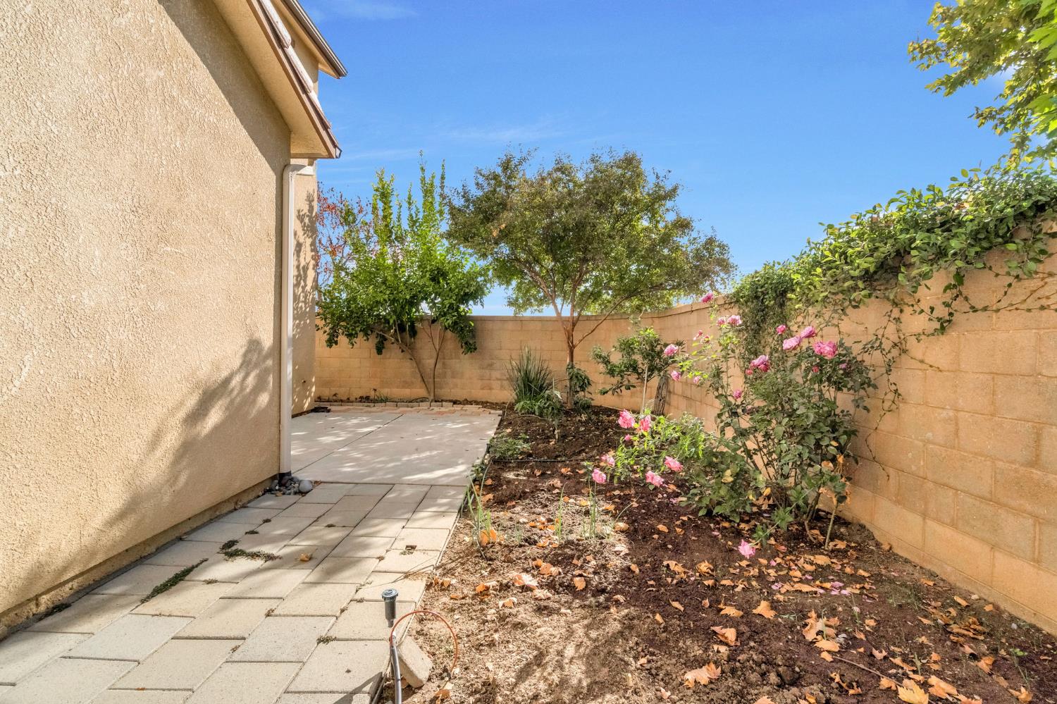 1500 N Encoure Way, Clovis, CA 93619