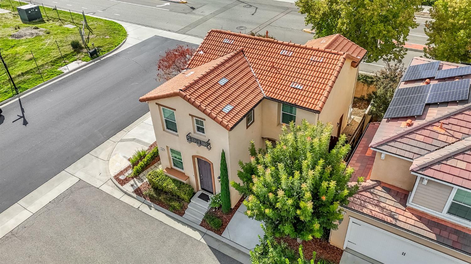 1500 N Encoure Way, Clovis, CA 93619