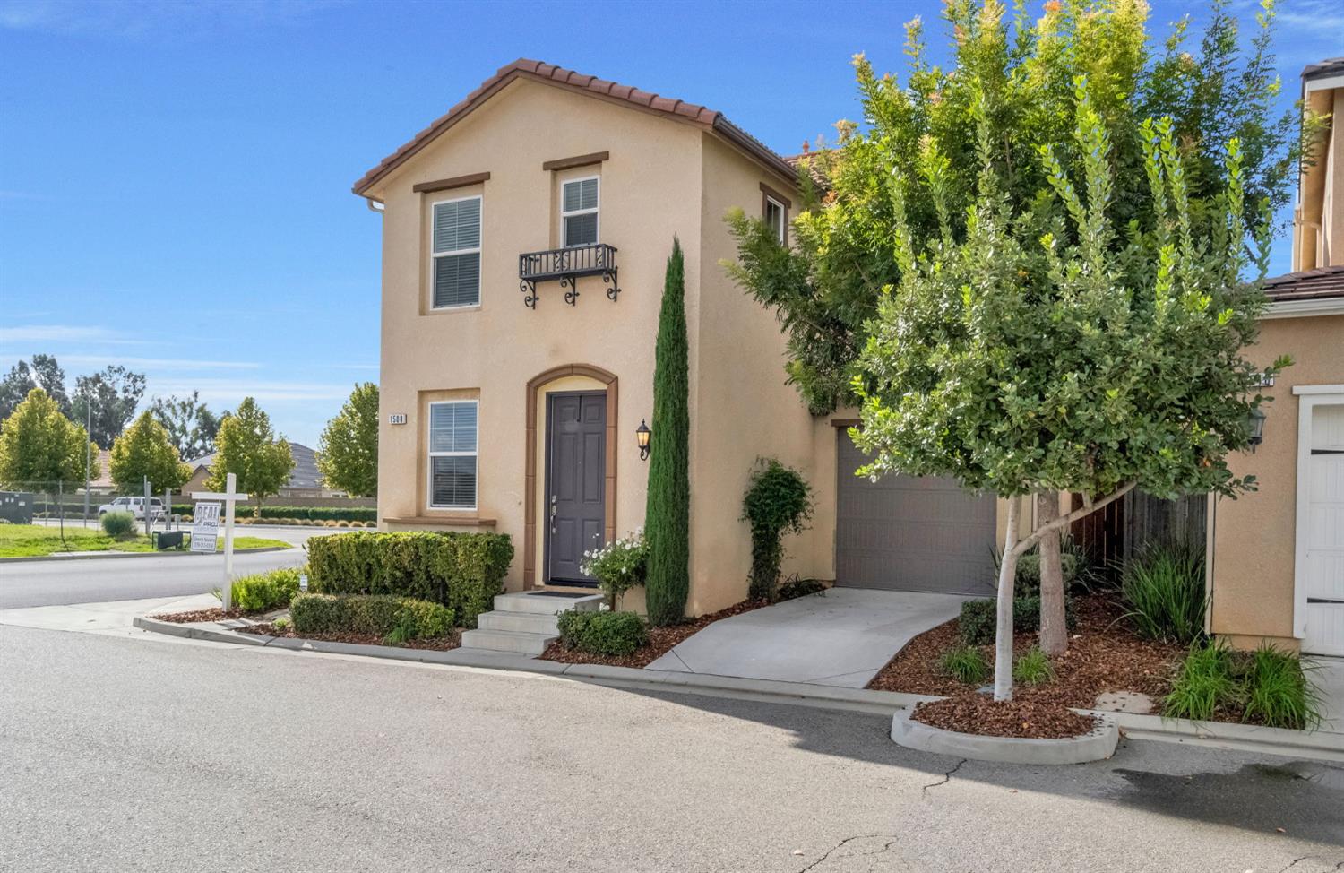 1500 N Encoure Way, Clovis, CA 93619