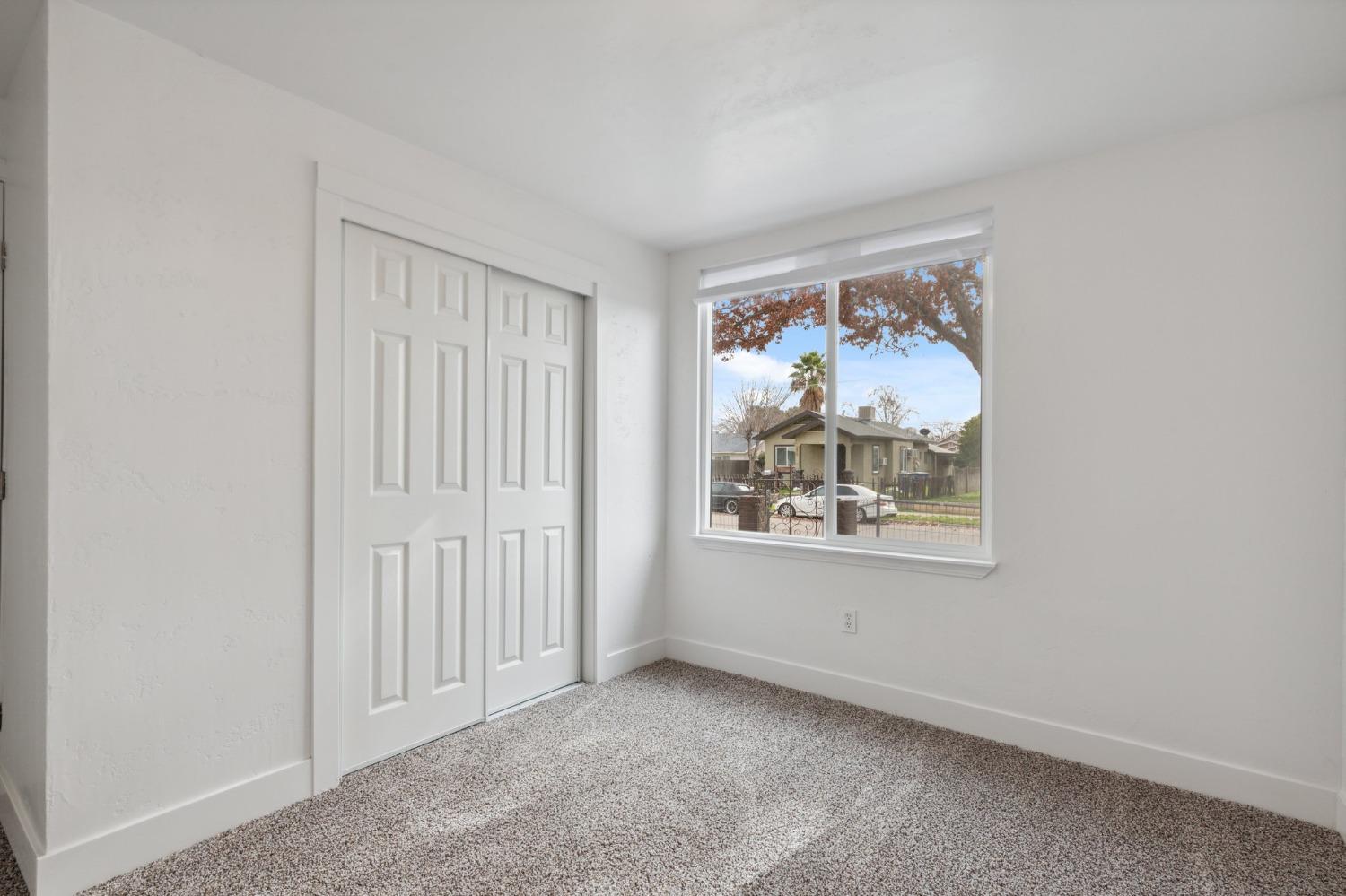 1835 E Clay, Fresno, CA 93701