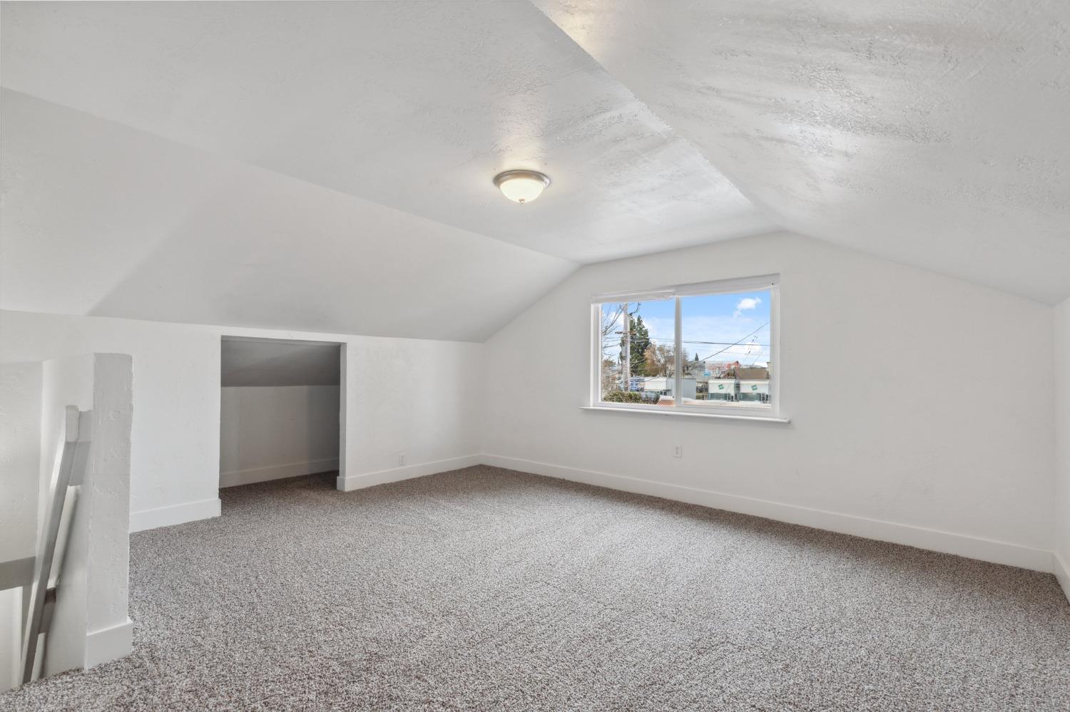 1835 E Clay, Fresno, CA 93701